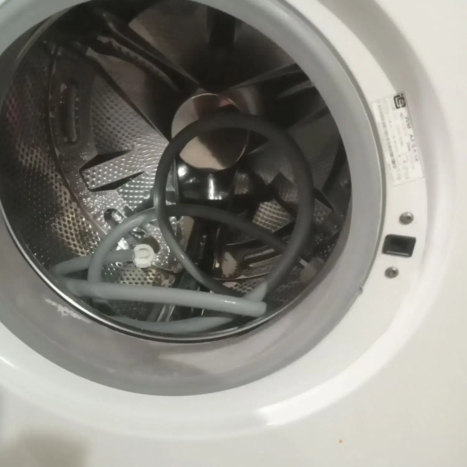 لباسشویی آبسال|ماشین لباسشویی و خشک‌کن لباس|ارومیه, |دیوار