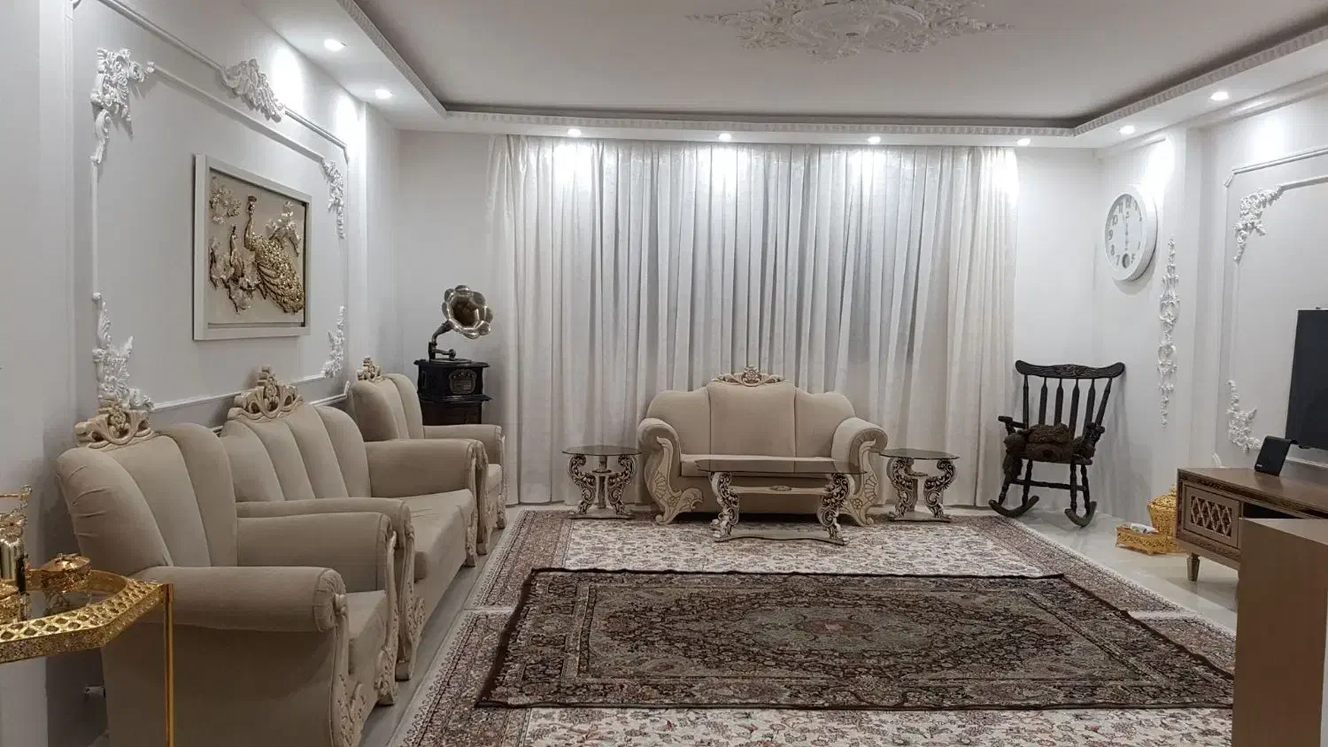 آپارتمان فروشی 100متری تک واحدی طبقه اول نوساز|فروش آپارتمان|مشهد, فدک|دیوار