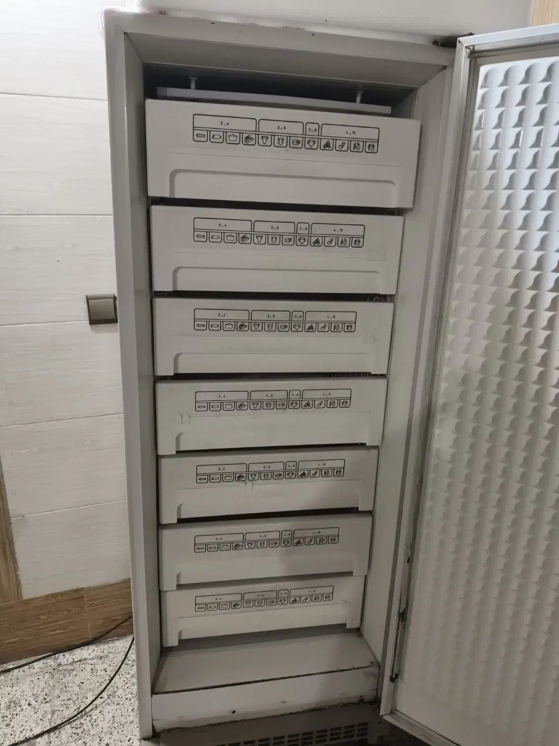 فریزر پارس بسیار تمیز|یخچال و فریزر|اندیمشک, |دیوار