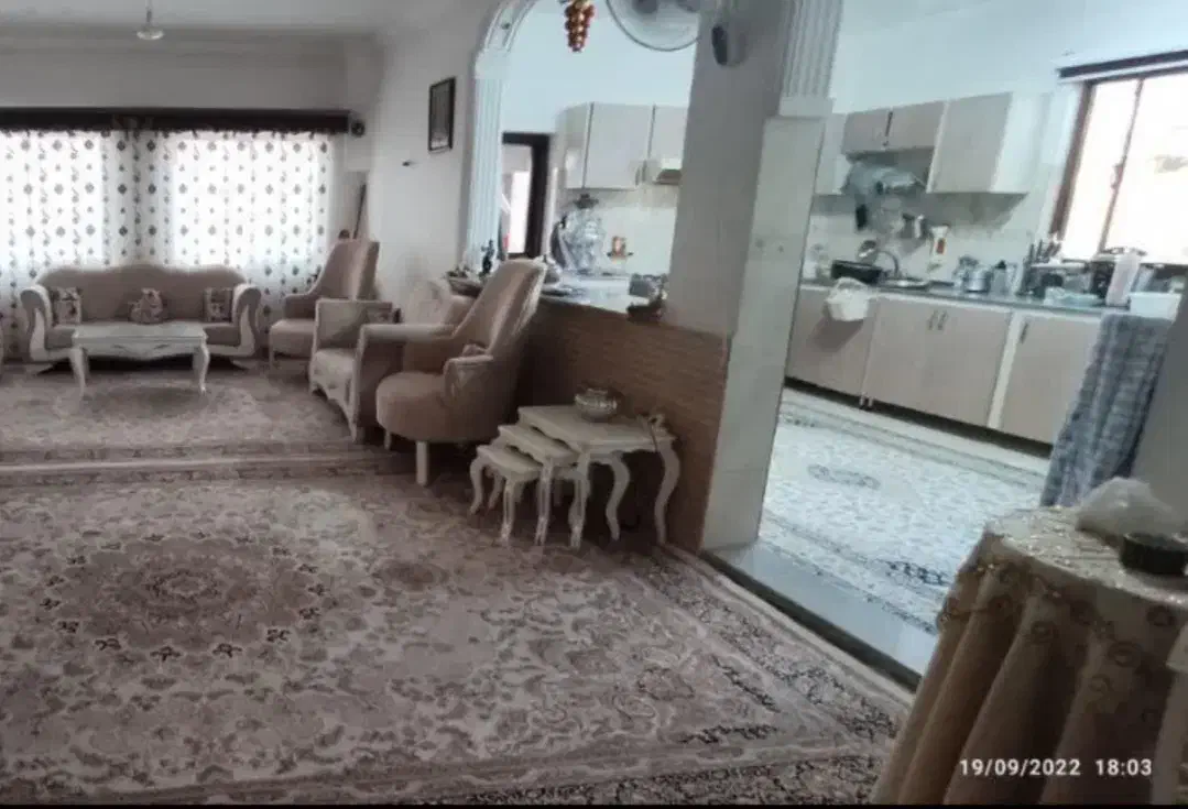 ۱۰۰ متر اپارتمان ۲ خ طبقه ا پرنور مرتب کتالم زیرفی|اجارهٔ آپارتمان|رامسر, |دیوار