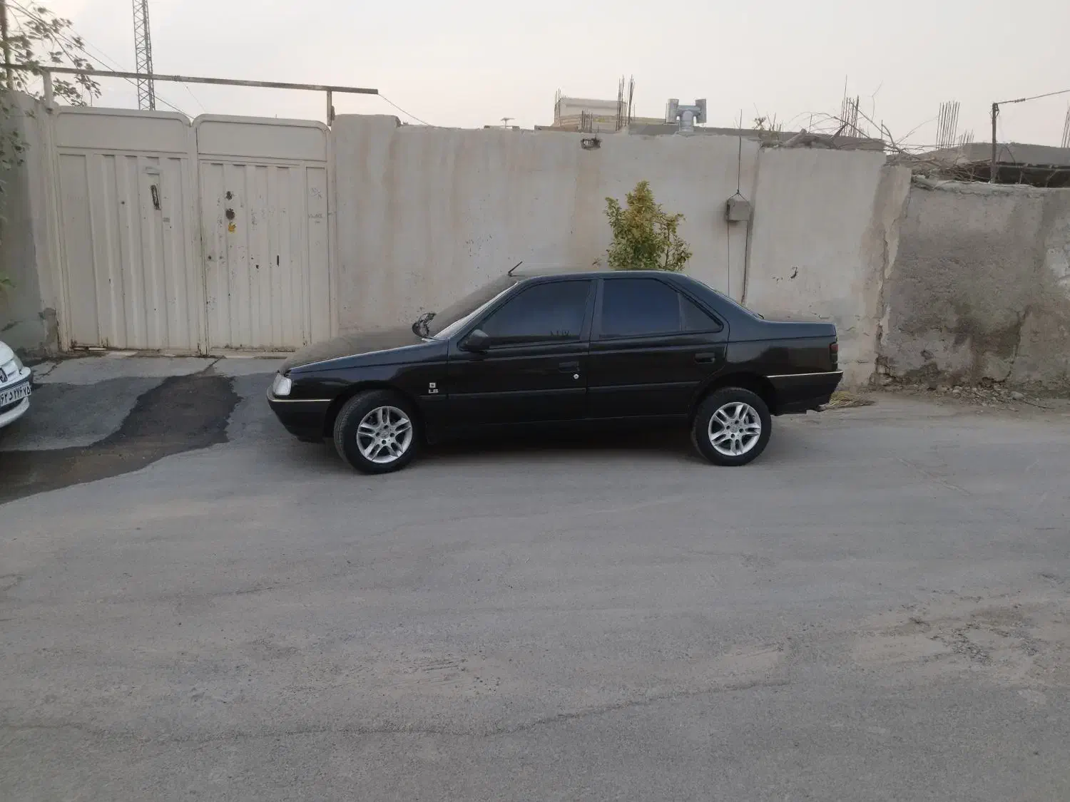 پژو 405|خودرو سواری و وانت|جیرفت, |دیوار