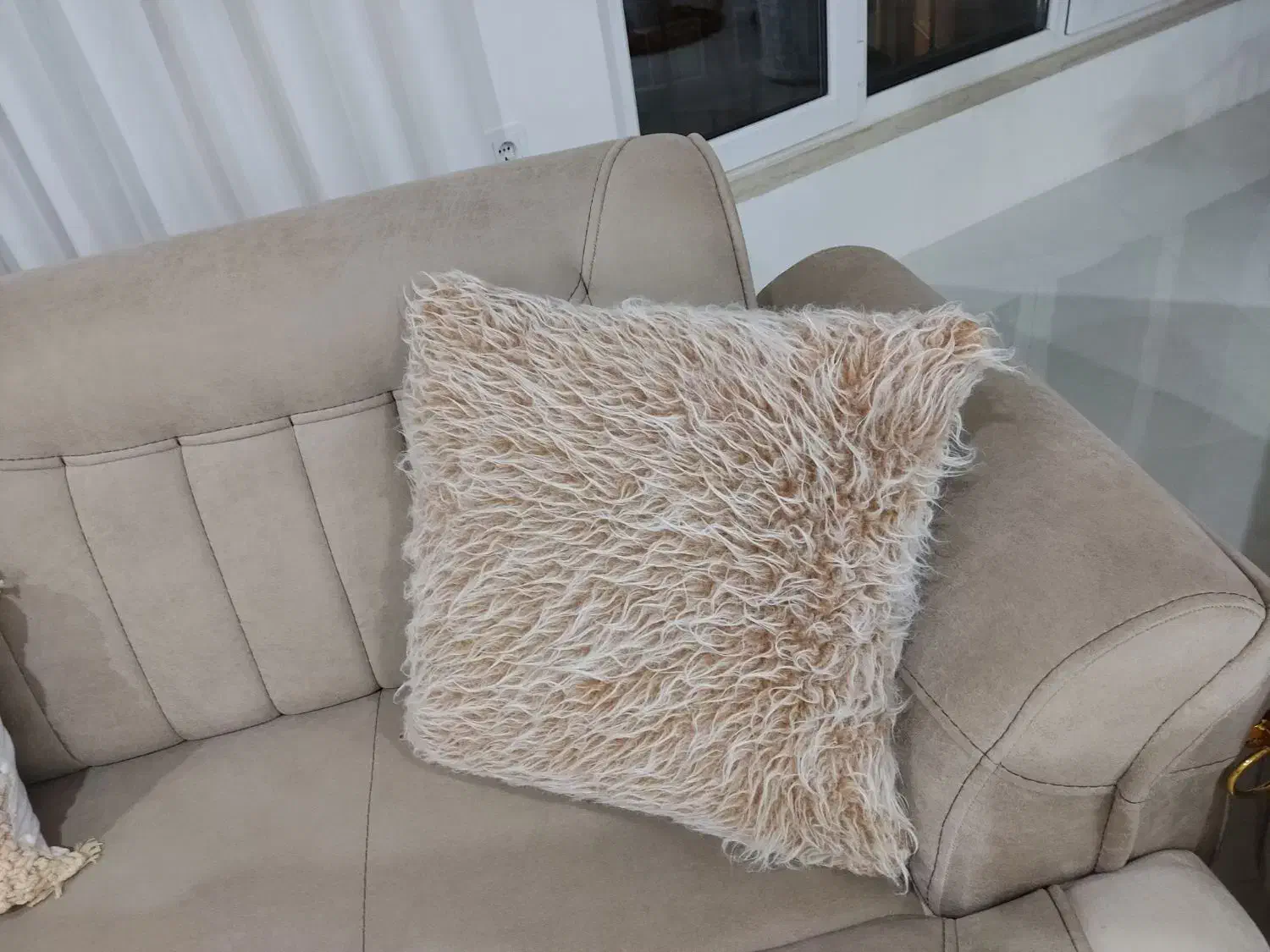 کاور کوسن خزدار چهار عدد بدون کوسن|رختخواب، بالش، پتو|مهاباد (آذربایجان غربی), |دیوار