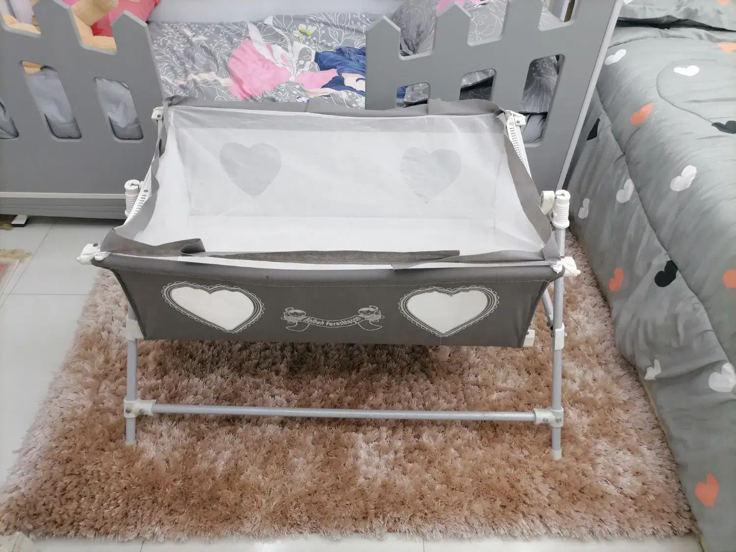 گهواره کودک با پشه بند|تخت و سرویس خواب|ملارد, |دیوار