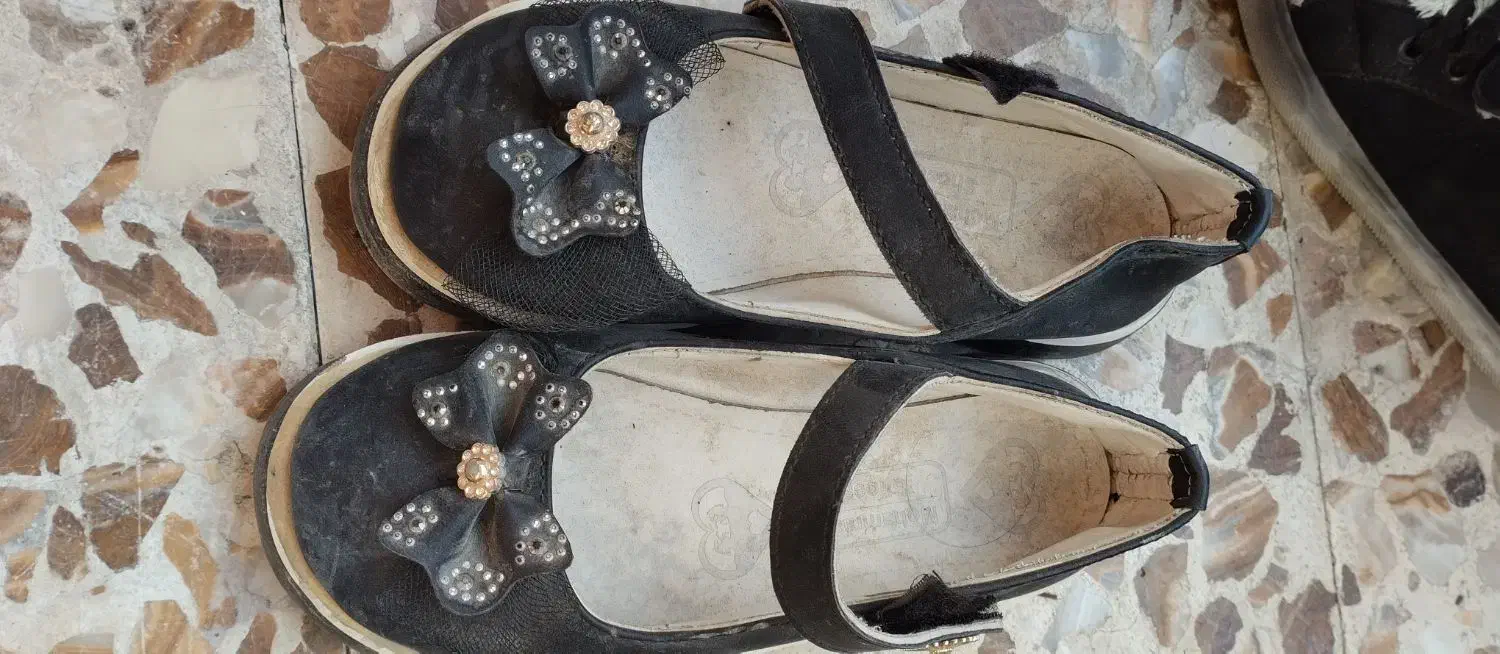 کفش دخترانه|کیف، کفش، کمربند|اصفهان, ناصرخسرو|دیوار