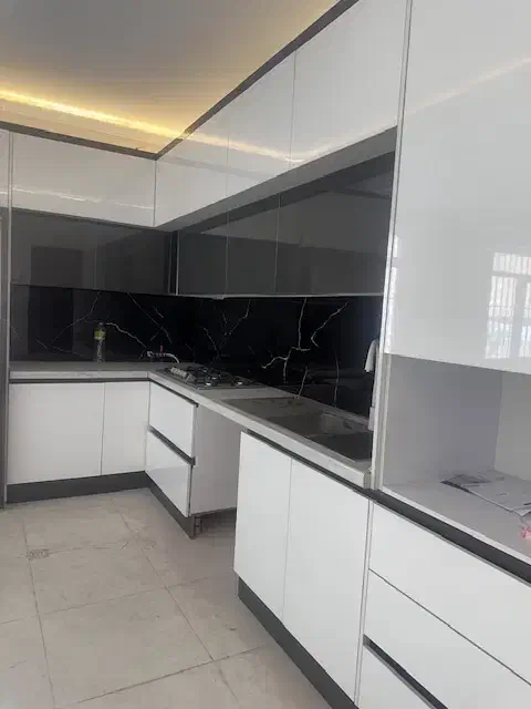 ۱۳۲متر آپارتمان سه خواب فاز صفر کلید نخورده|فروش آپارتمان|پرند, فاز ۰|دیوار