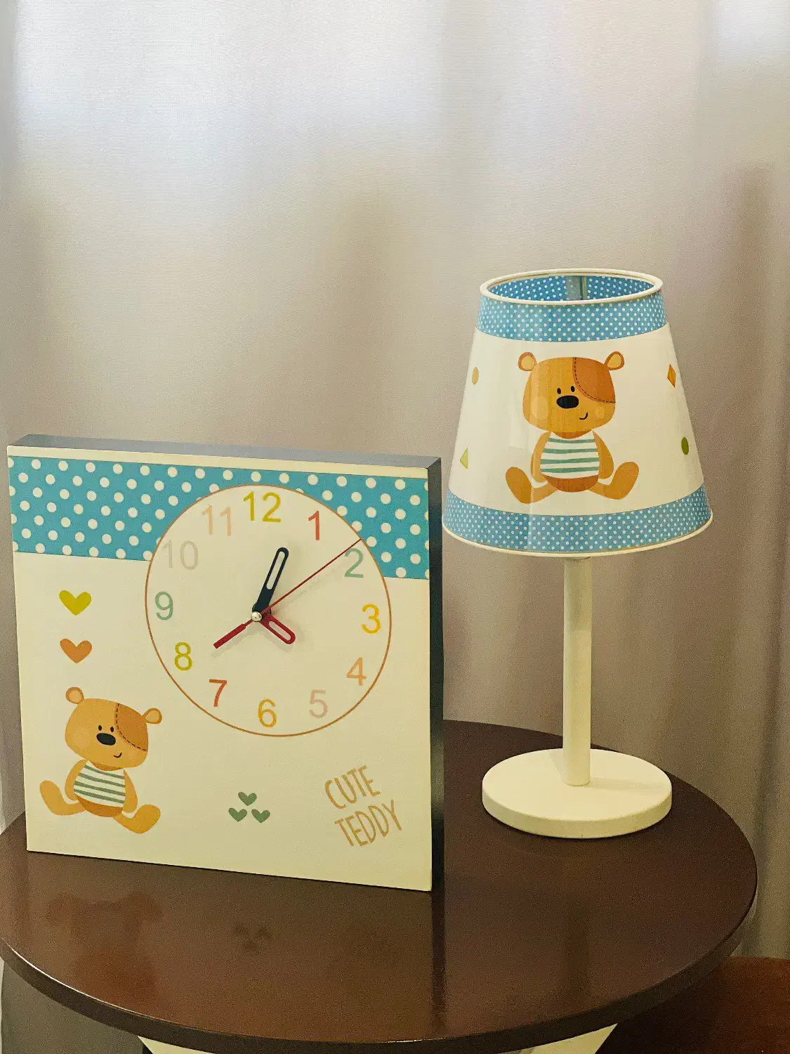 ست ۴تیکه آباژور و لوستر و ساعت کودک و تابلو|اسباب و اثاث بچه|تهران, صادقیه|دیوار