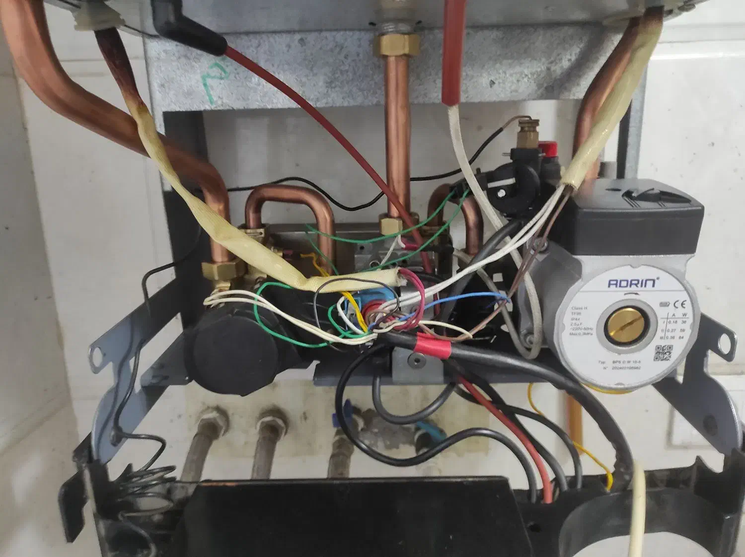 پکیج m24 ایران رادیاتور آماده نصب|آبگرمکن، پکیج، شوفاژ|قدس, شهرقدس|دیوار