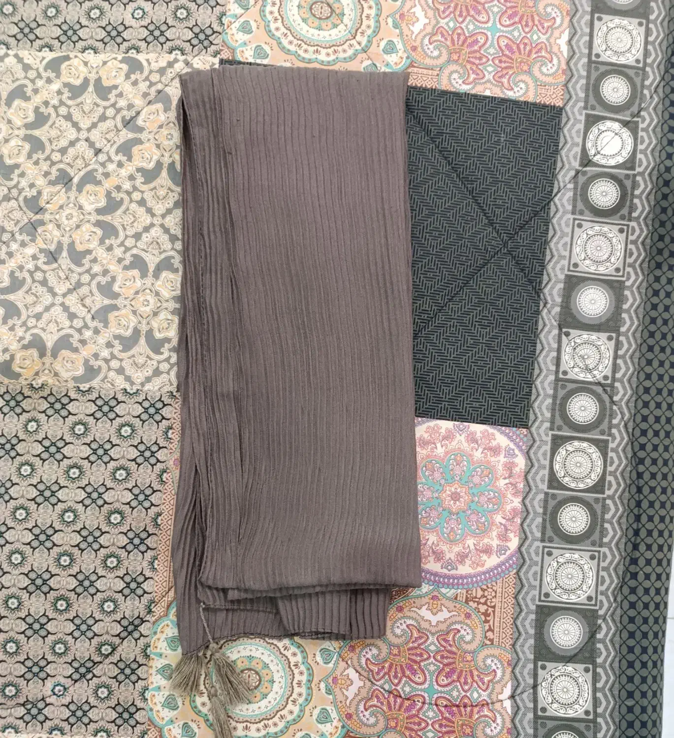 شال|لباس|بیرجند, |دیوار