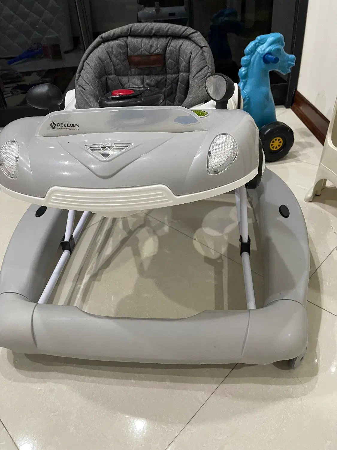 روروئک در حد نو دلیجان|اسباب و اثاث بچه|مشکین‌دشت, |دیوار