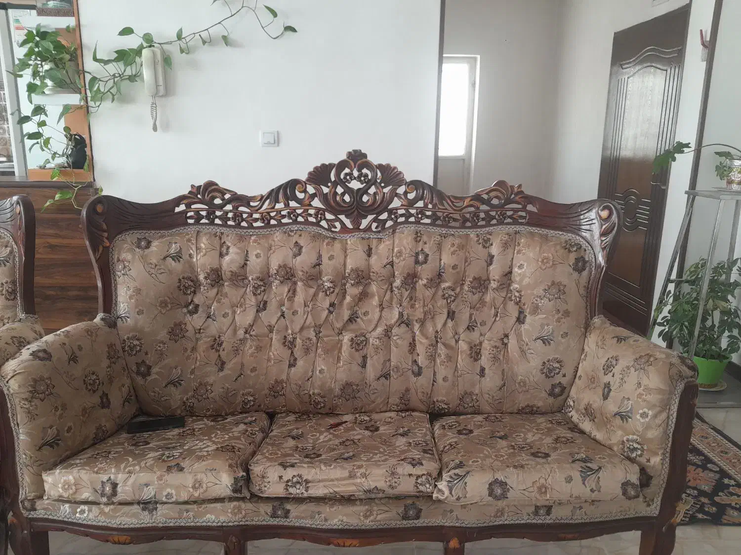 مبل دست دوم|مبلمان خانگی و میز عسلی|اصفهان, ارزنان|دیوار