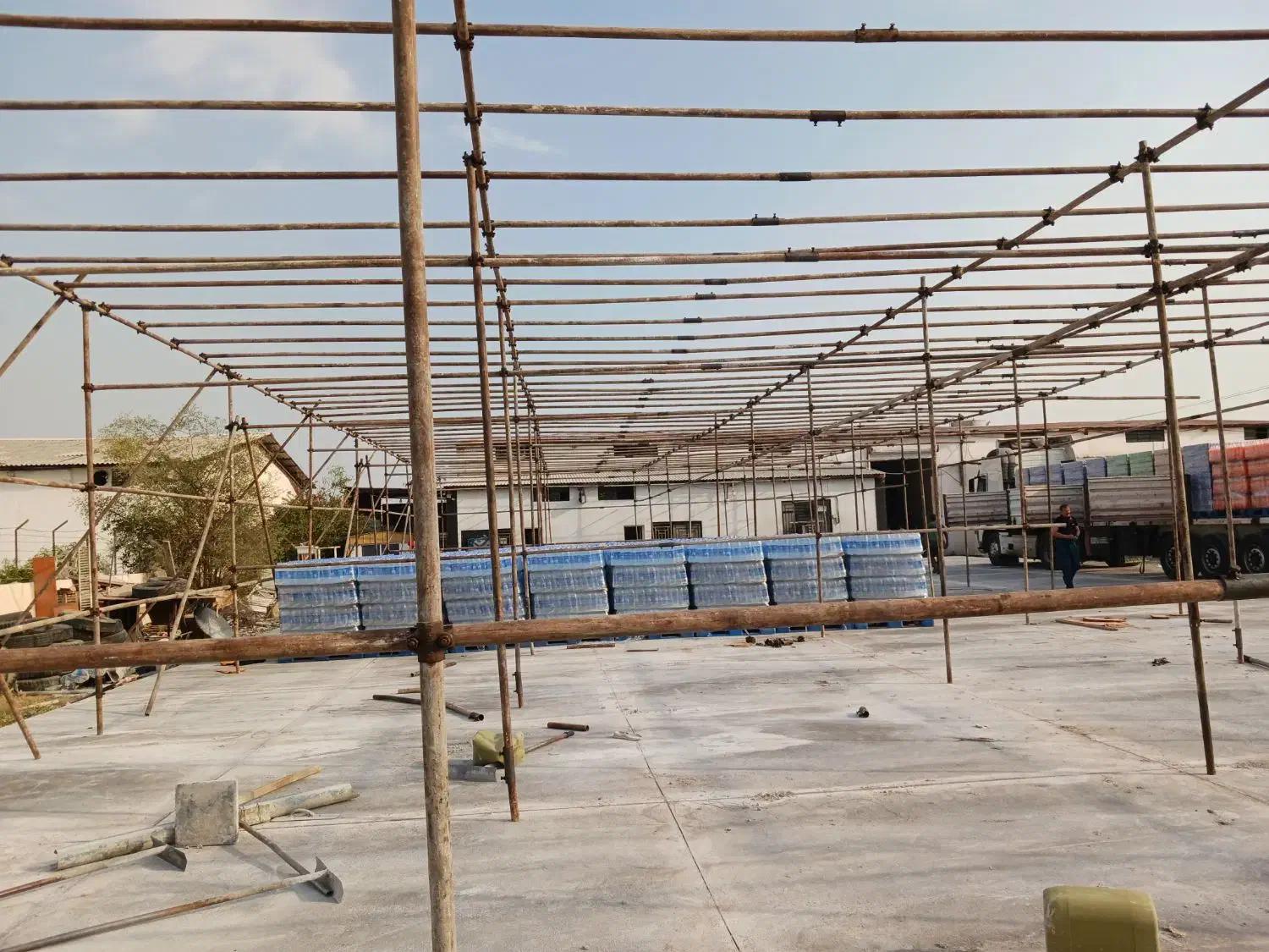 نصاب داربست|خدمات پیشه و مهارت|صدرا-فارس, فاز ۱|دیوار