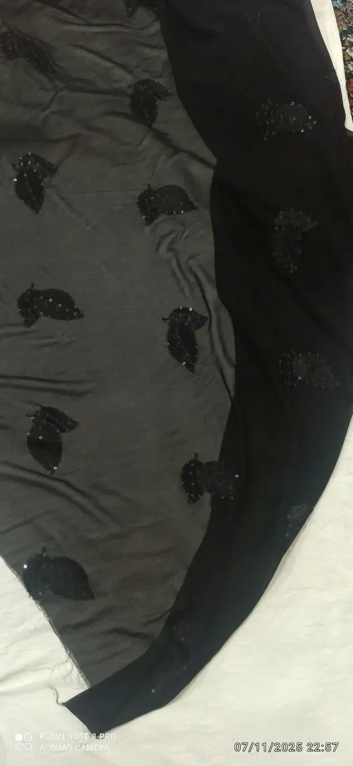 چادر مجلسی|لباس|بروجن, |دیوار