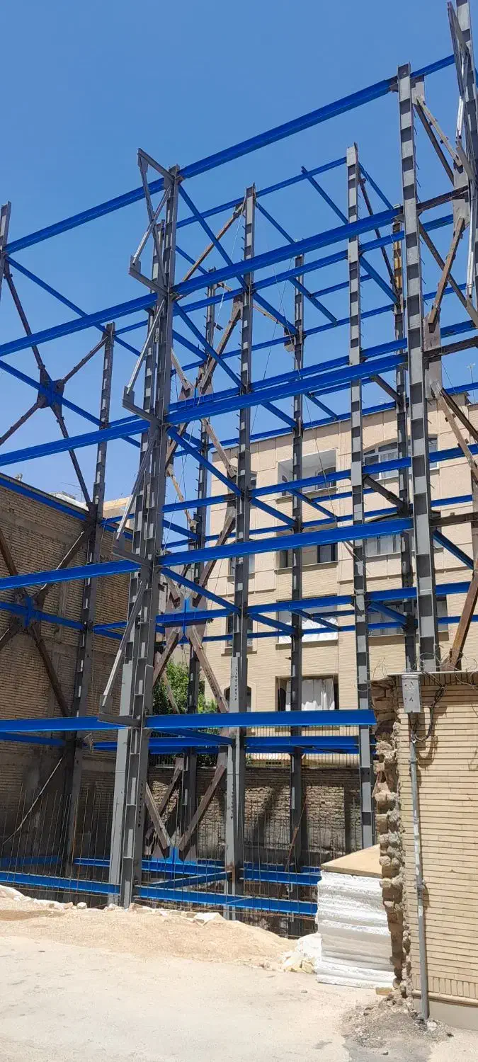 جوشکاری اسکلت فلزی و جوشکاری سیار|خدمات پیشه و مهارت|شیراز, کیان آباد|دیوار