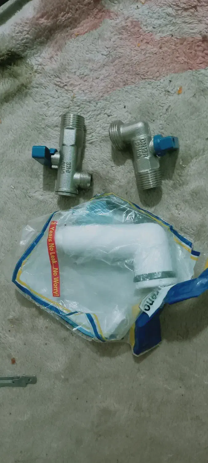 دو عدد شیر برنجی و یک لاکی|لوازم سرویس بهداشتی|زاهدان, |دیوار