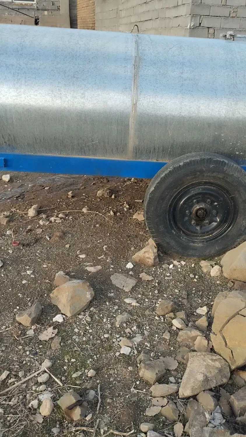 تانکر آب|ماشین‌آلات صنعتی|چگنی, |دیوار