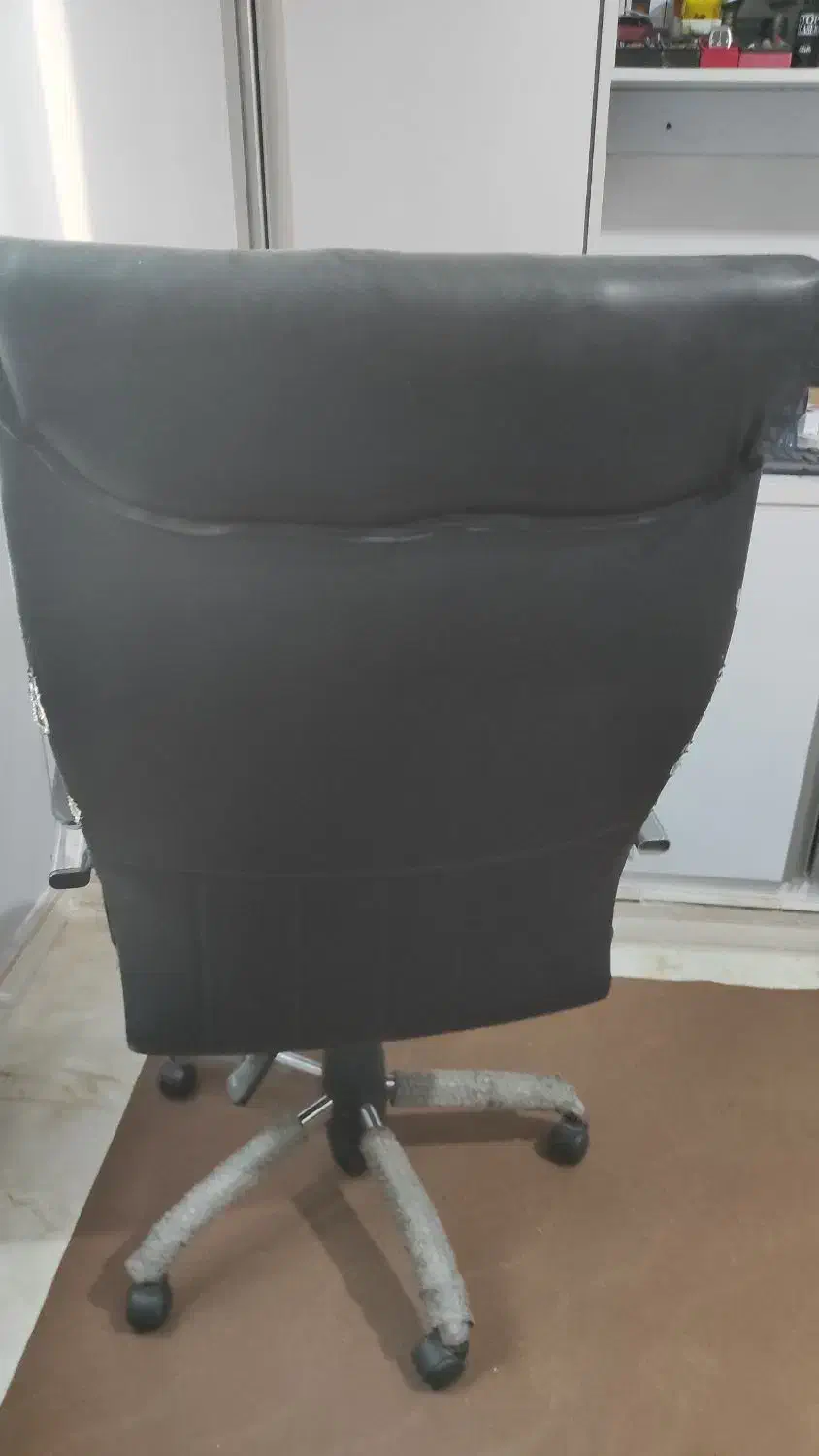 صندلی اداری|دفتر کار|قرچک, میرزائی جنوبی|دیوار