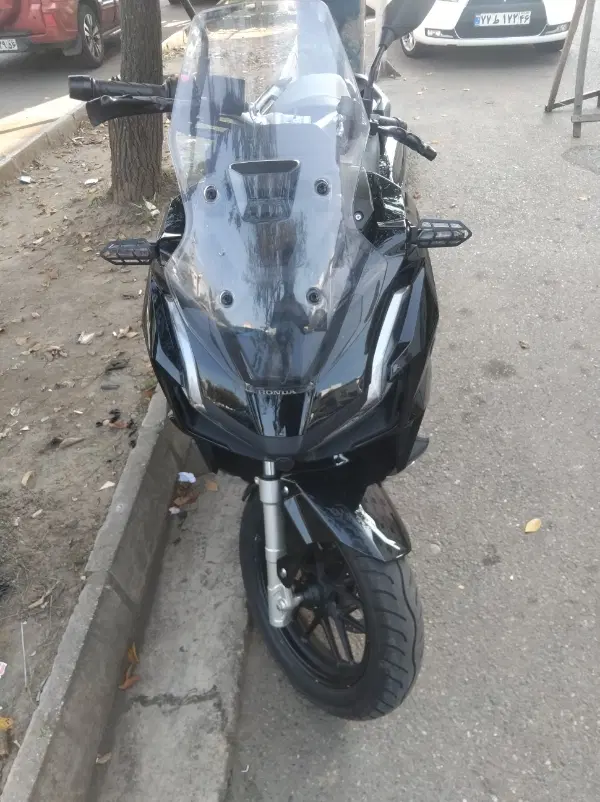 ADV180 اصل|موتورسیکلت|رشت, یخسازی|دیوار