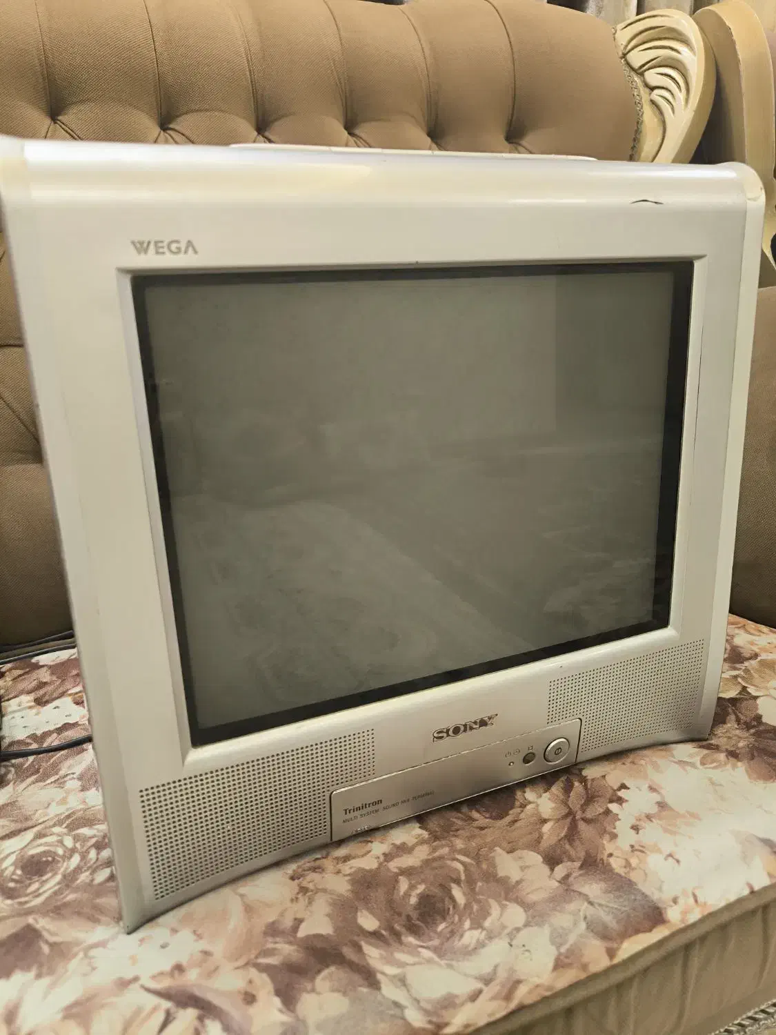 تلوزیون۱۴اینج سونی|تلویزیون و پروژکتور|گلبهار, شهر جدید گلبهار|دیوار