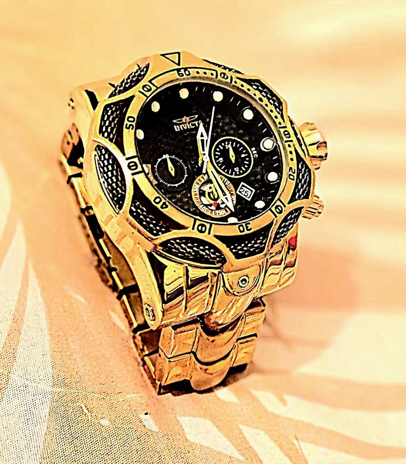 ساعت اینوکتیا|ساعت|مشگین شهر, |دیوار