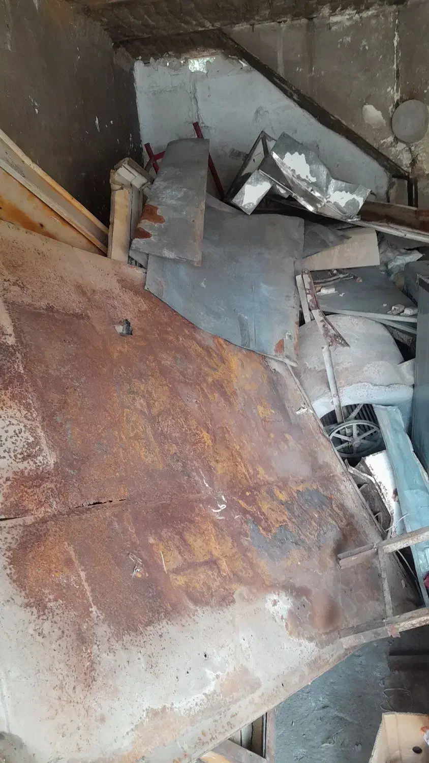 ضایعات آهن آلات ضایعات|عمده‌فروشی|مشهد, هفت تیر (حافظ)|دیوار