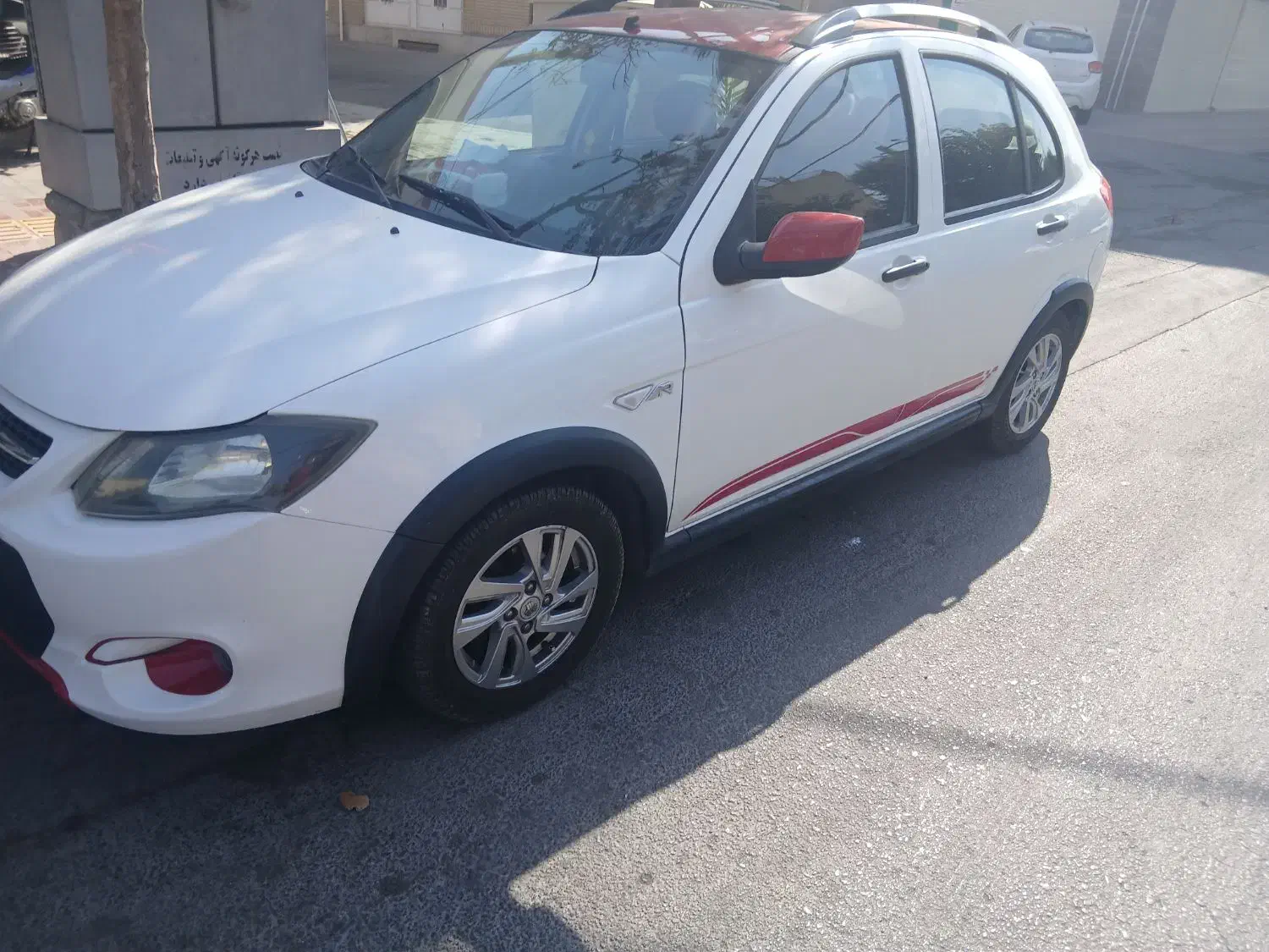 کوییک ۱۴۰۱ تمیز بدون رنگ مانیتوردار|خودرو سواری و وانت|اصفهان, پوریای ولی|دیوار