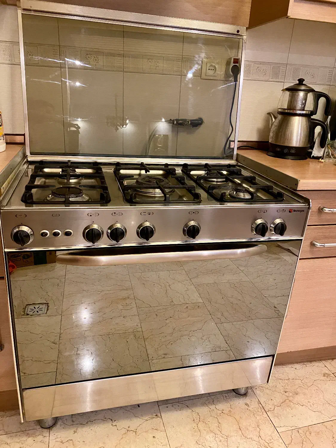 گاز 5 شعله فردار ایتالیایی|اجاق گاز و لوازم برقی پخت‌وپز|قرچک, داوود آباد|دیوار