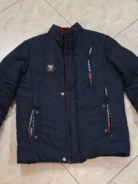 لباس|لباس|رودهن, |دیوار