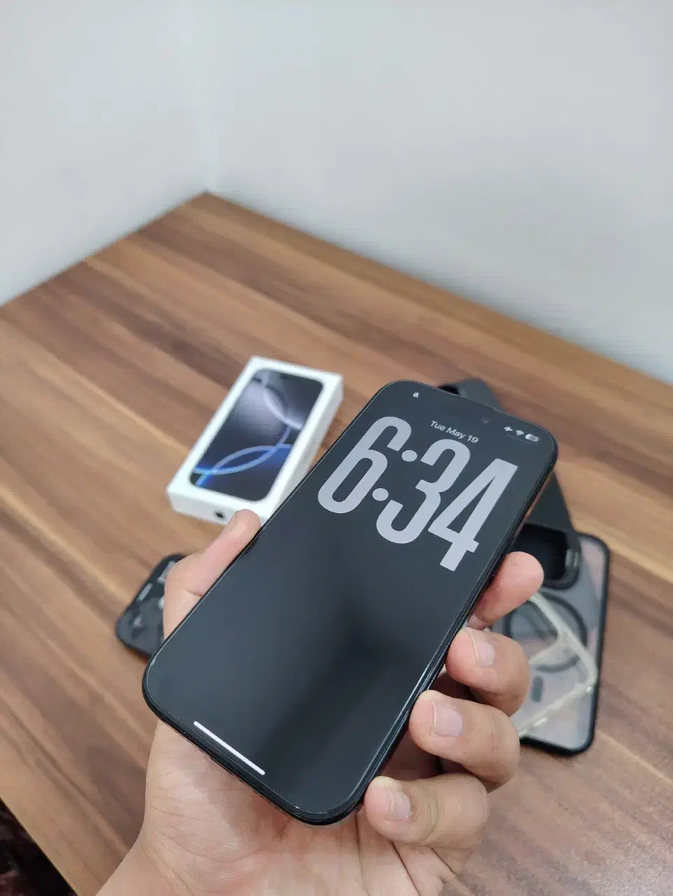 iPhone 16 pro|موبایل|قم, هنرستان|دیوار