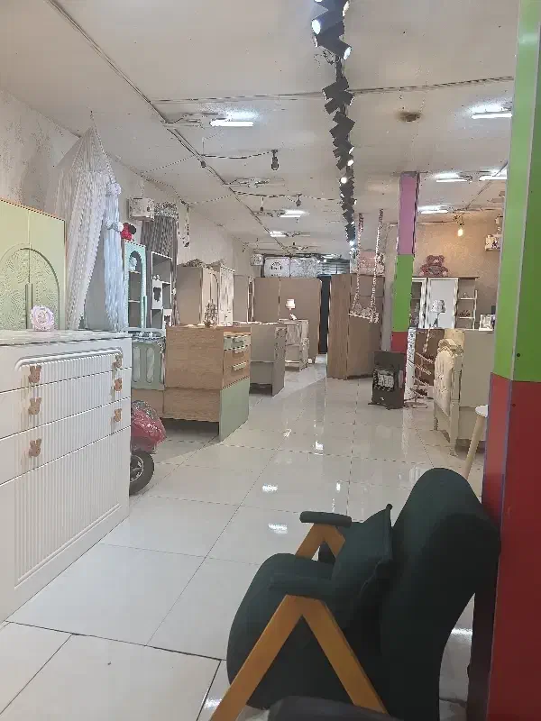 فروشنده و ادمین تمام وقت|استخدام بازاریابی و فروش|تهران, شهرک ولیعصر جنوبی|دیوار