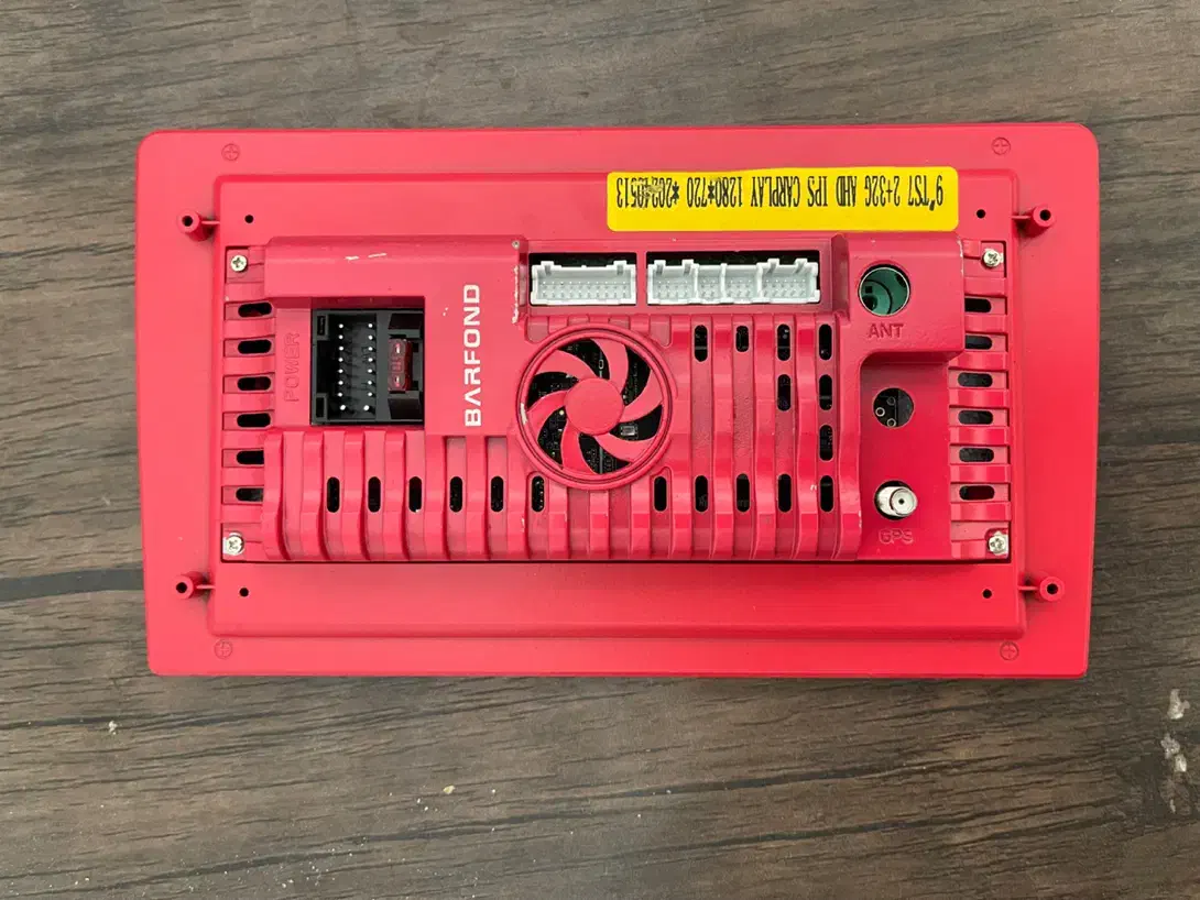 مانیتور مناسب برای همه ماشین ها|قطعات یدکی و لوازم جانبی|ساوه, |دیوار