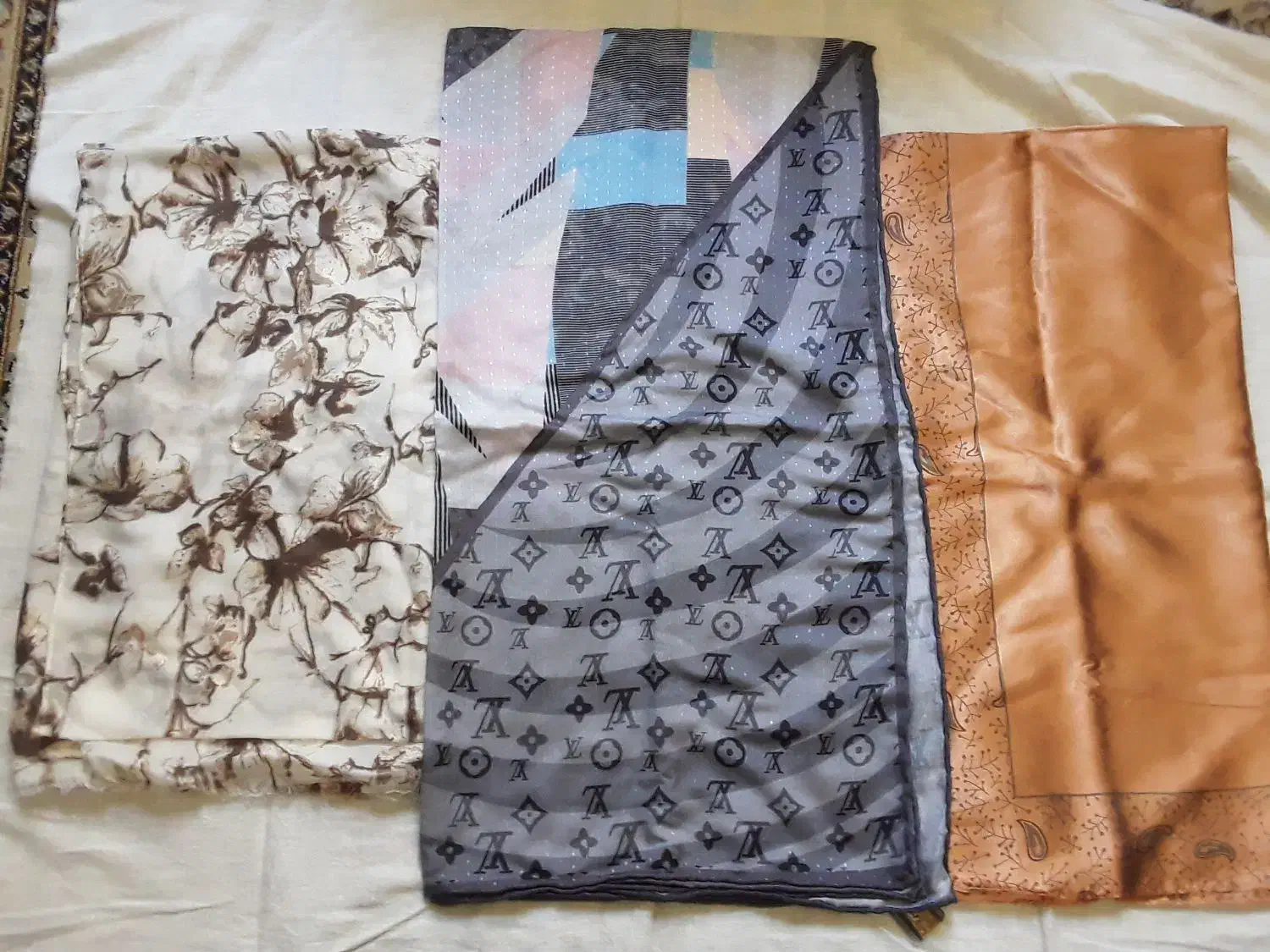 شال وروسری|لباس|محمودآباد, |دیوار