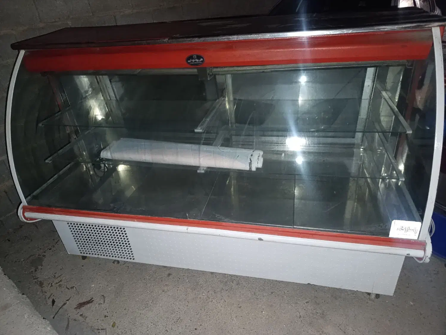 یخچال و فریزر ویترینی|یخچال و فریزر|مرودشت, رامجرد یک|دیوار