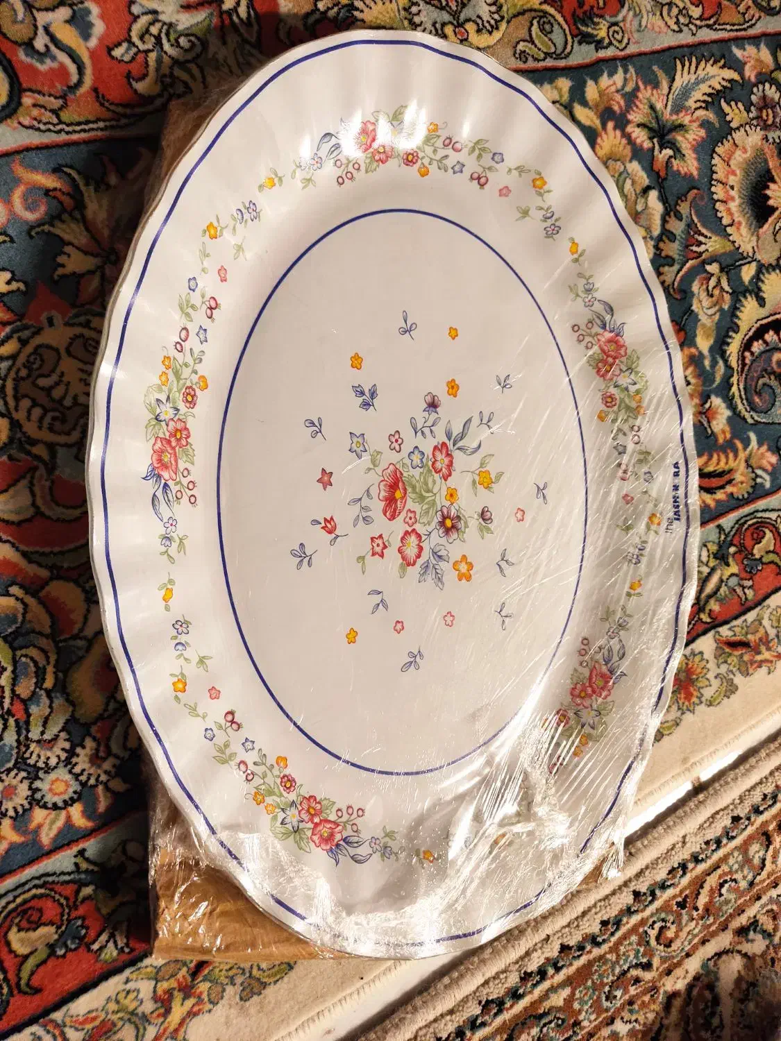 ارکوفام  ۶نفره طرح ویکتوریا ۲۵تکه نو  تو کارتون|ظروف سرو و پذیرایی|مشهد, تربیت (صدف)|دیوار