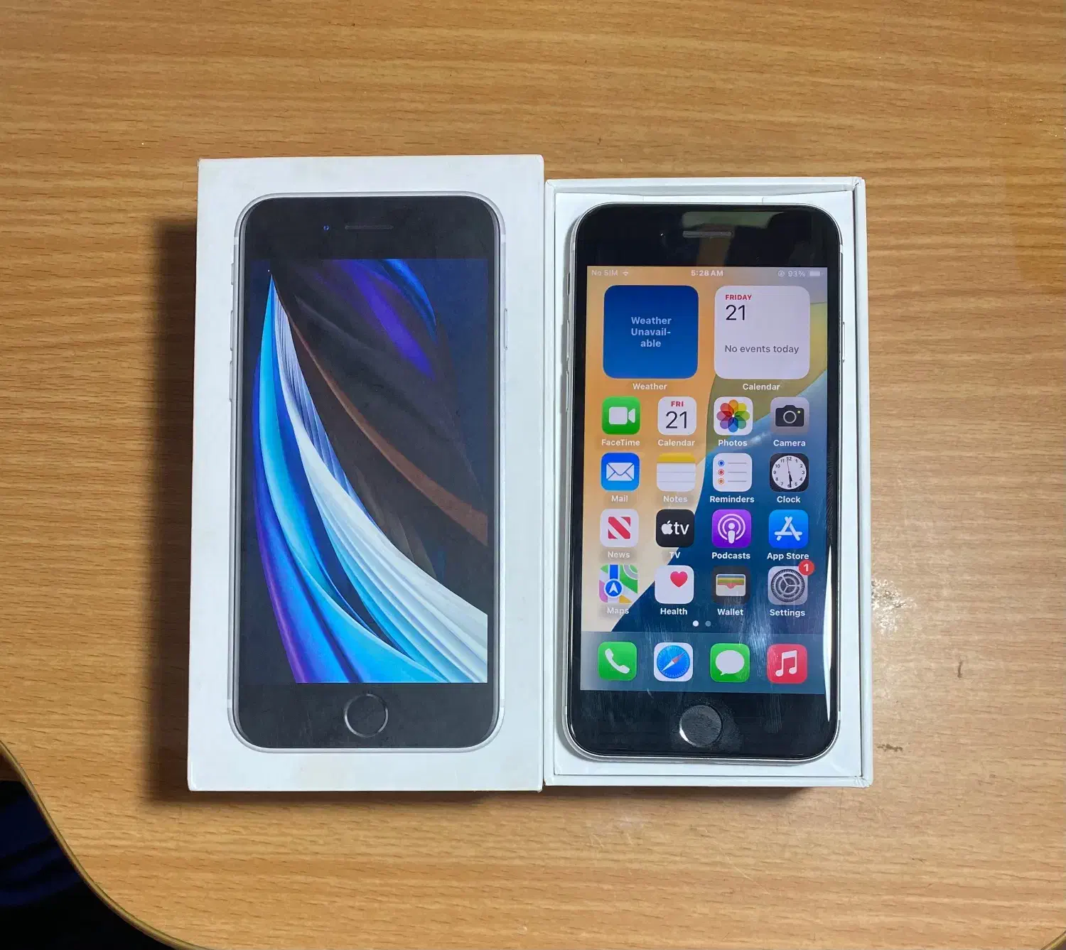 آیفون SE 2020 درحدنو 128گیگ|موبایل|رشت, گلسار|دیوار