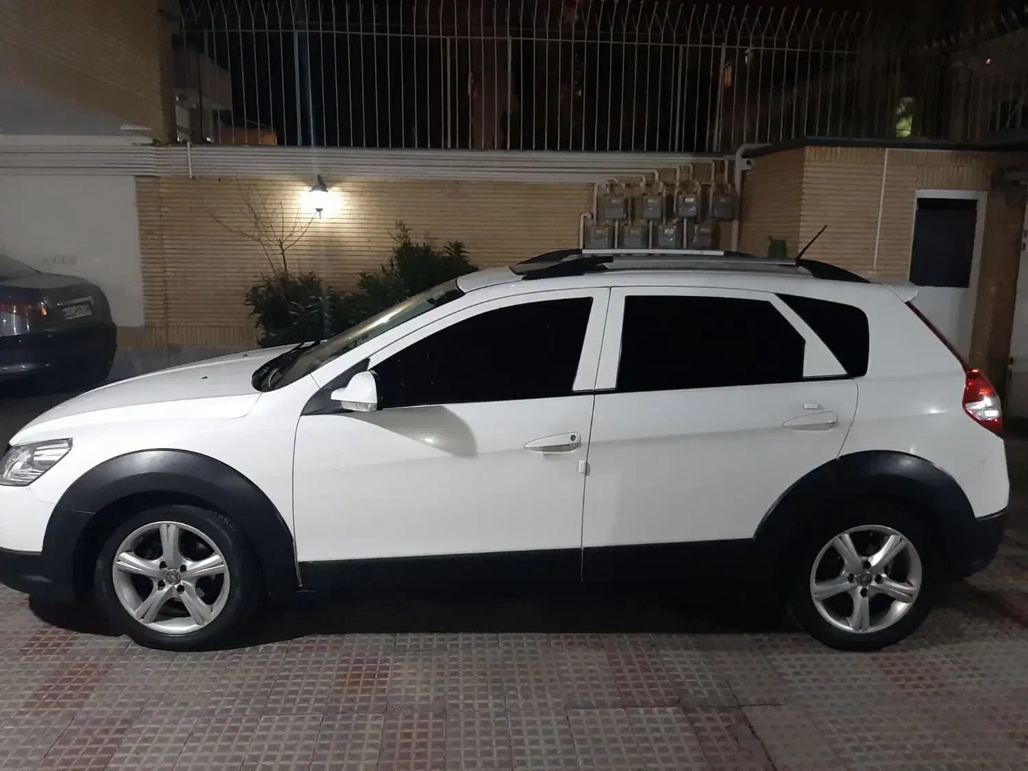 بدون رنگ و سالم|خودرو سواری و وانت|مشهد, راهنمایی|دیوار