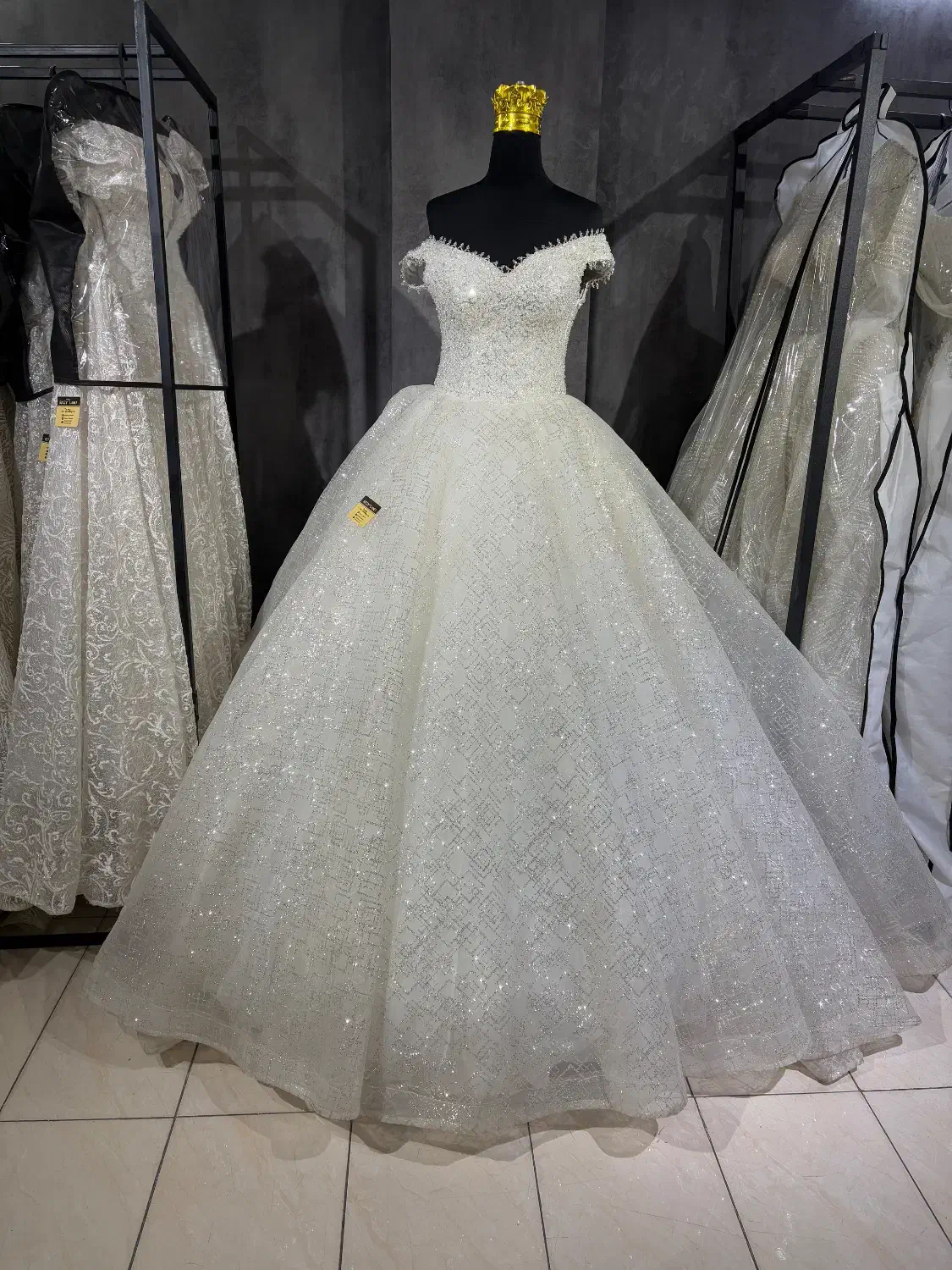 مزون لباس عروس|لباس|اصفهان, شاهزید|دیوار