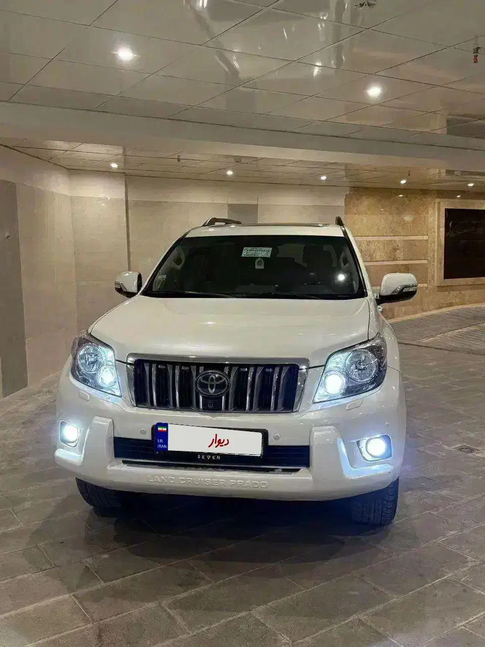 پرادو چهاردرب ۲۰۱۱شش سیلندر آندرود درحد|خودرو سواری و وانت|مشهد, طلاب|دیوار