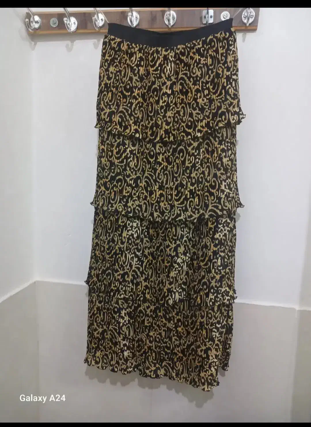 دامن|لباس|شهرکرد, |دیوار