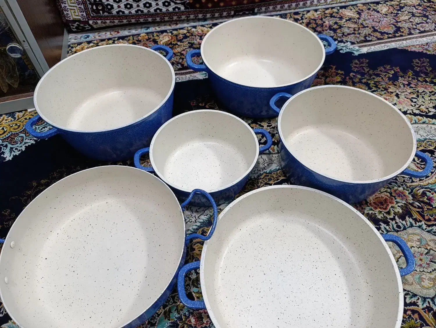 فروش سرویس قابلمه بازسازی شده|ظروف پختوپز|فومن, |دیوار