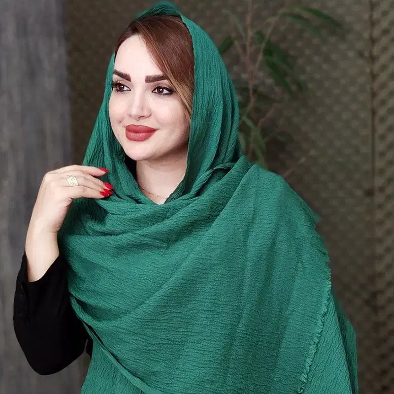 لباس نو|لباس|تربتحیدریه, جانبازان|دیوار