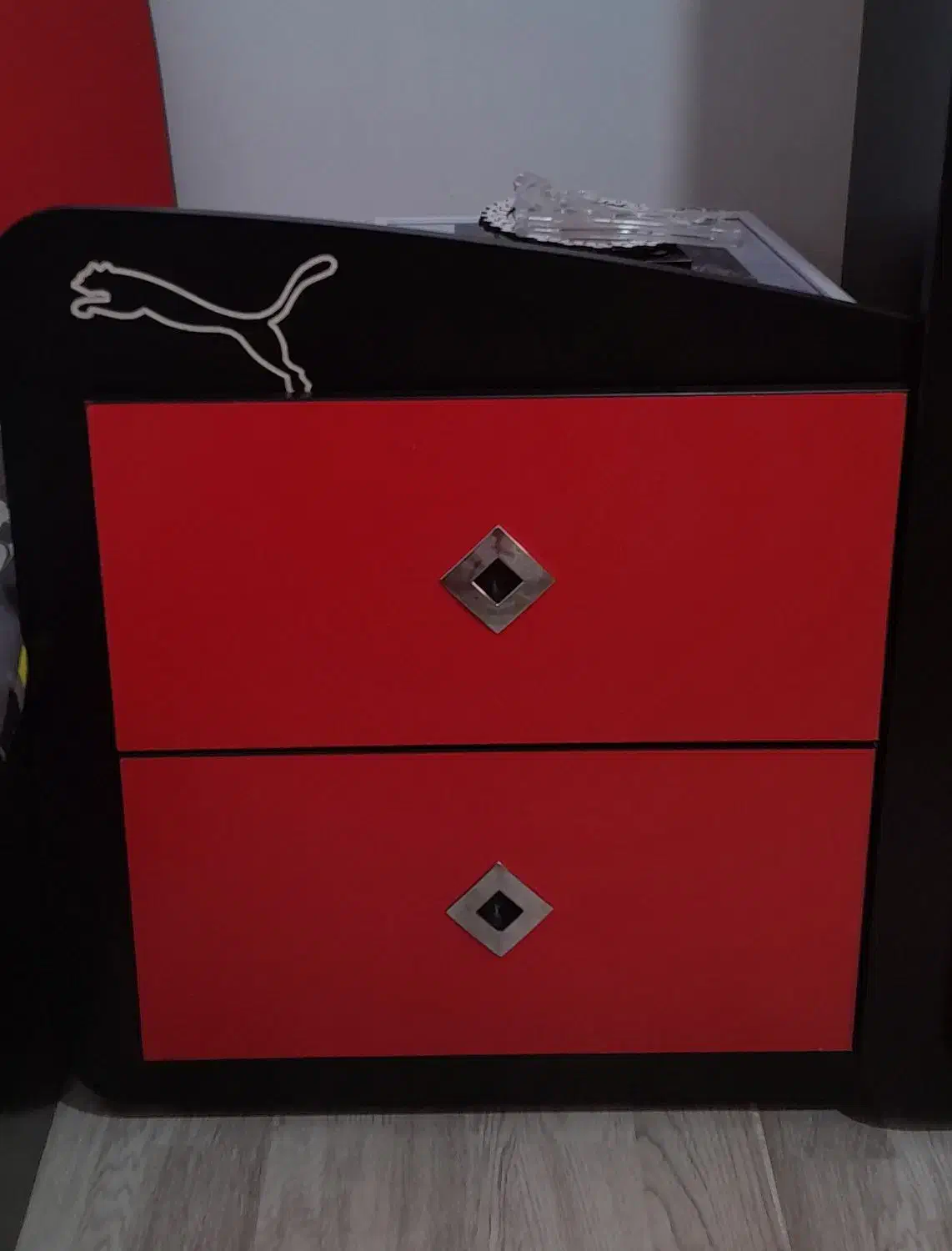 پاتختی نوجوانی دو کشو|تخت و سرویس خواب|شاهرود, |دیوار