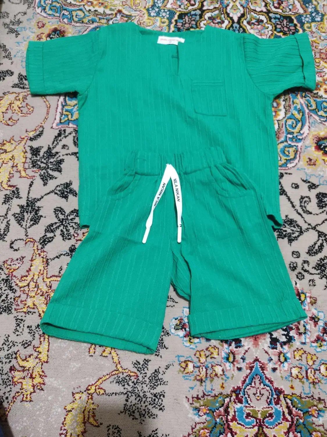 تعدادی لباس بچه گانه زیر دو تا 2سال|لباس|رشت, بوسار|دیوار