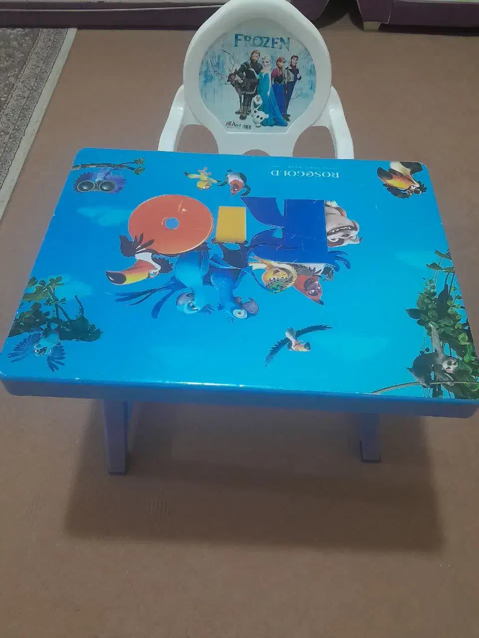 میز و صندلی کودک|اسباب‌بازی بچه|کرمانشاه, |دیوار