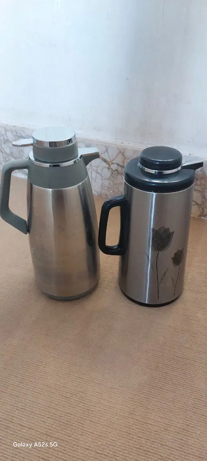 فلاسک فلاکس ژاپنی ۱،۶ و ۱،۳ قاب استیل|کلکسیون اشیاء عتیقه|مشهد, تلگرد|دیوار