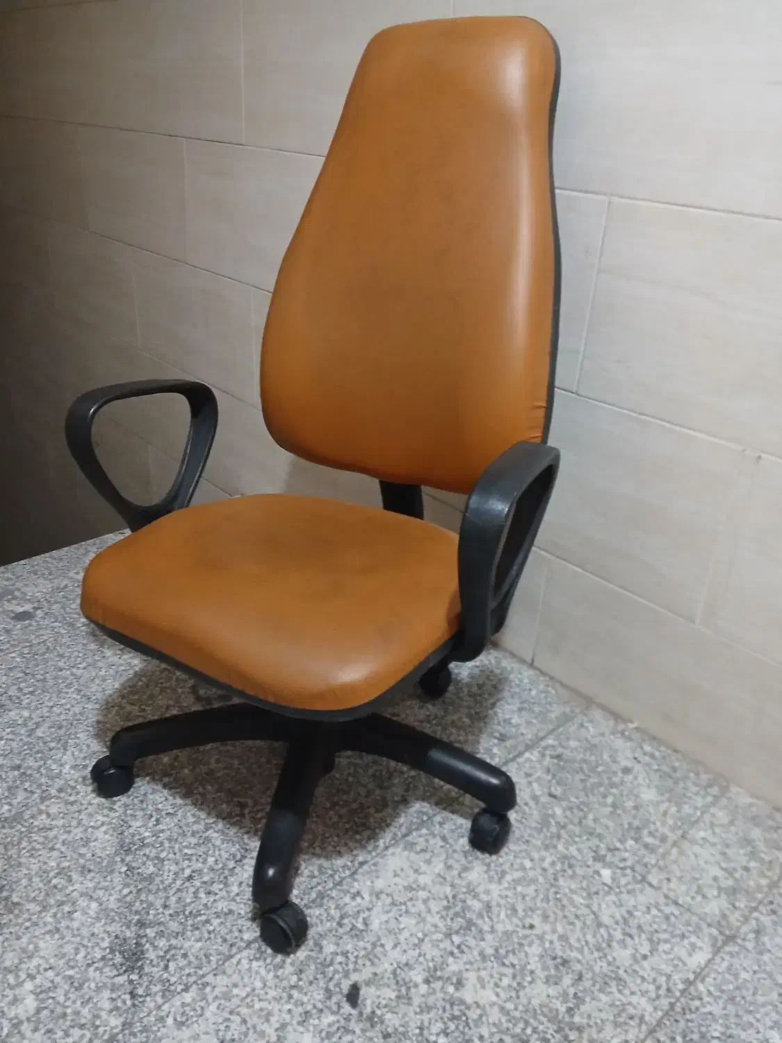 صندلی گردان|مبلمان اداری|تهران, گرگان|دیوار