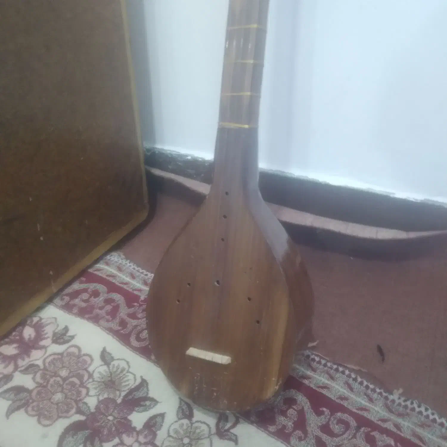 سه تار|سازهای سنتی|بندرعباس, |دیوار