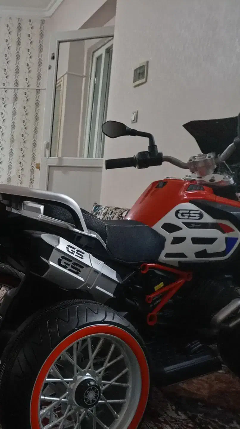 موتور شارژی سه چرخ پر قدرت|اسباببازی|ورزقان, |دیوار