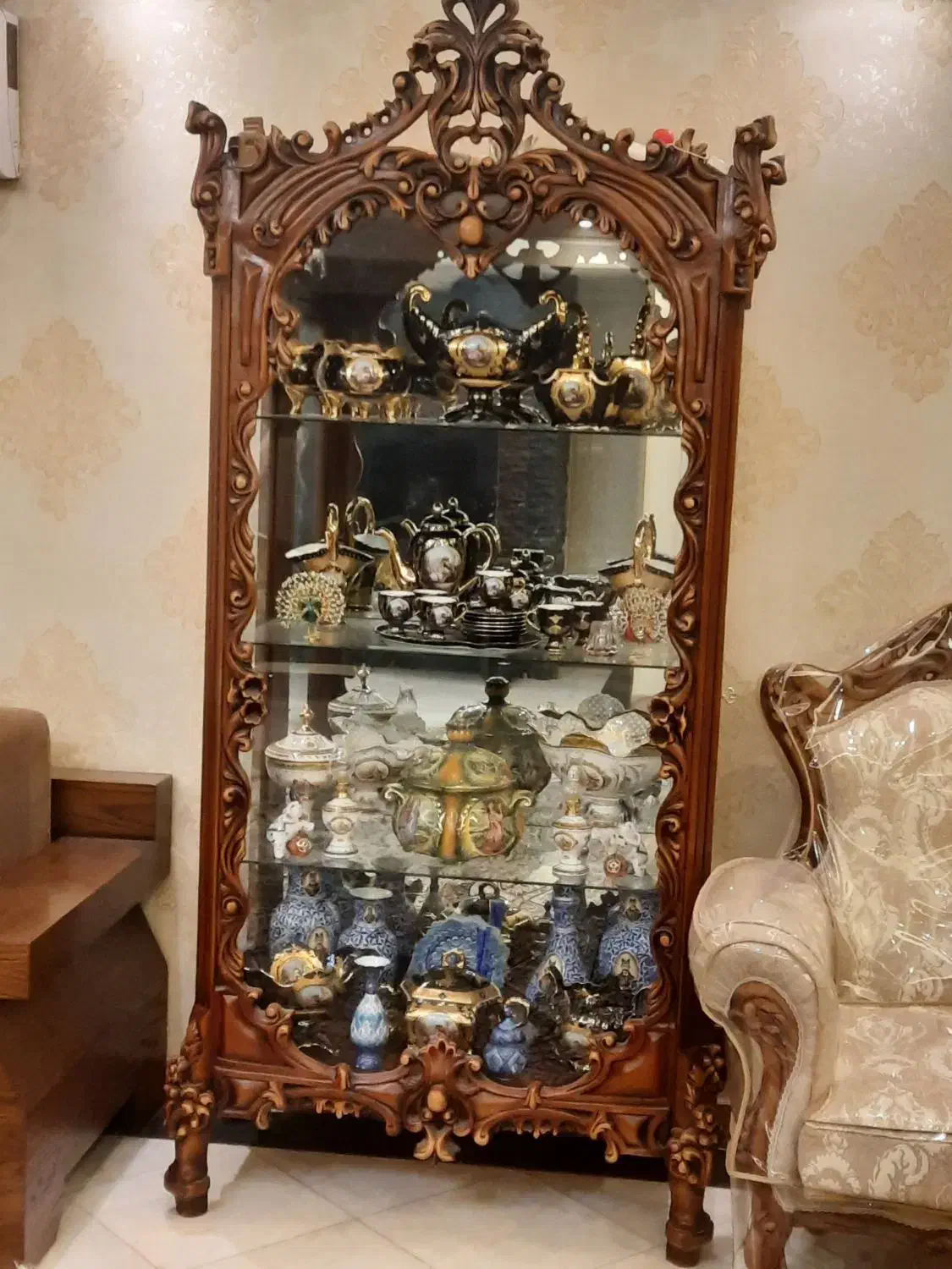 بوفه چوب سالم نو نو چوب راش بدون هیچ خطی|بوفه، ویترین، کنسول|تهران, تهرانپارس شرقی|دیوار