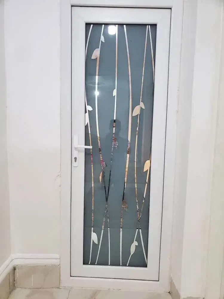 درب و پنجره دو جداره|خدمات پیشه و مهارت|جغین, |دیوار