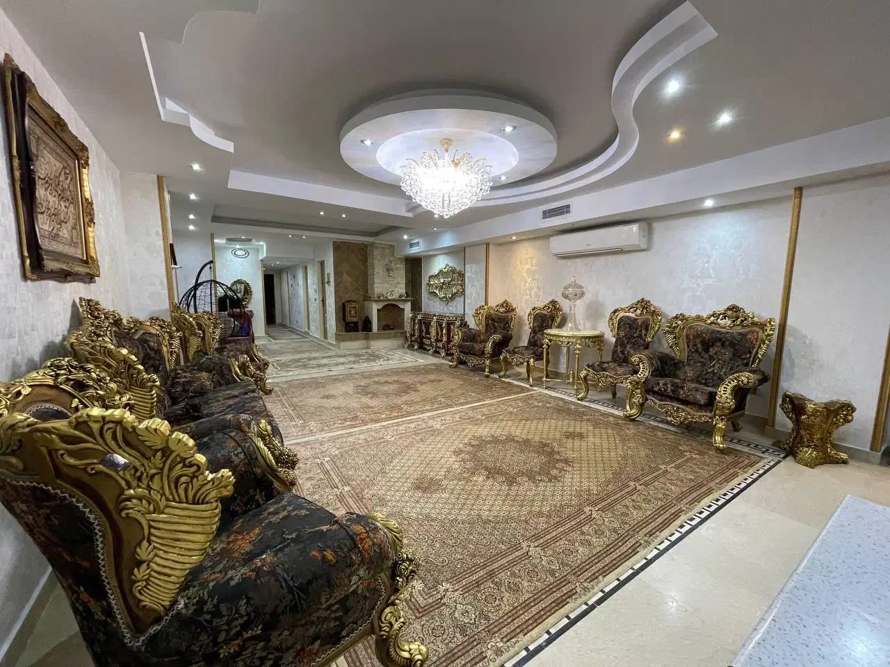 میرداماد / ۲۳۰متر / ۴خوابه / فول امکانات